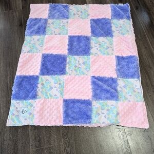 - - Belamour Girls Baby Blanket. Boutique style. 30x34 inches.